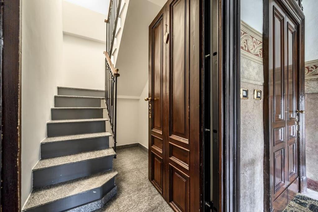 Buenos Aires' Nest - 10 Minutes From Duomo With Terrace Apartment Milan Exterior photo