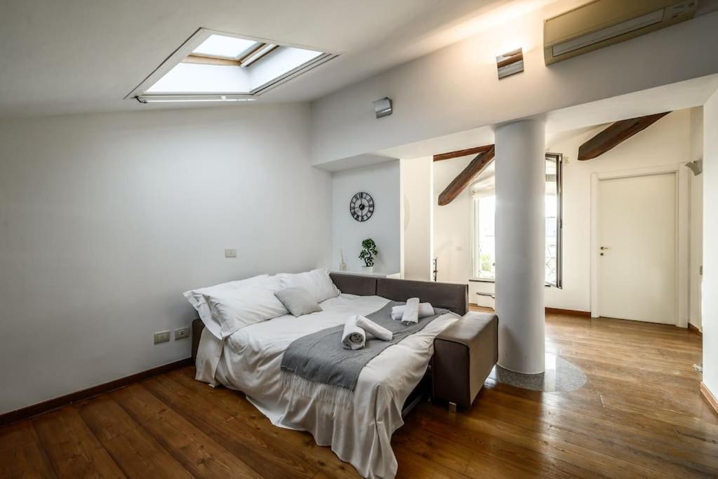 Buenos Aires' Nest - 10 Minutes From Duomo With Terrace Apartment Milan Exterior photo