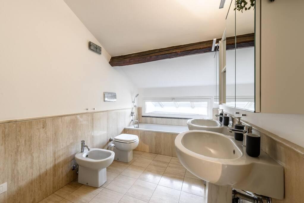 Buenos Aires' Nest - 10 Minutes From Duomo With Terrace Apartment Milan Exterior photo